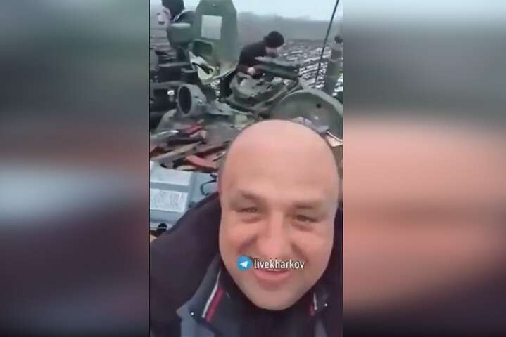 Безоружные украинцы выкрали у врага танк (видео)