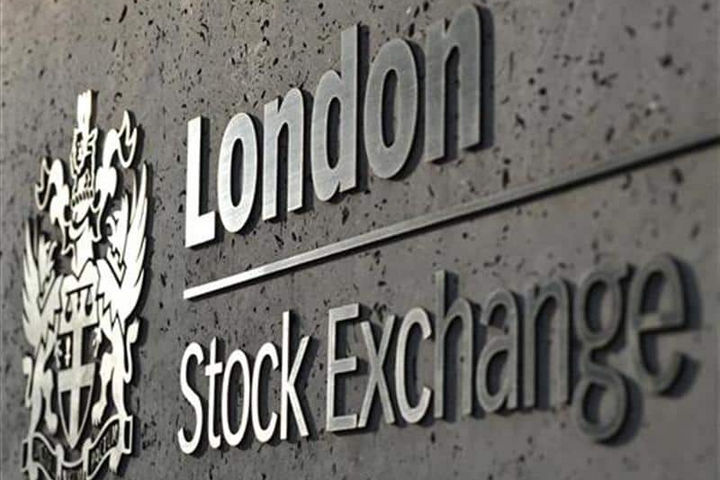 Лондонская фондова біржа призупинила торги акціями 27 російських компаній 