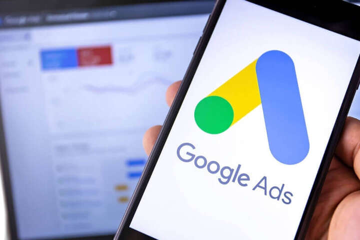 Google припинив продаж контекстної реклами в Росії
