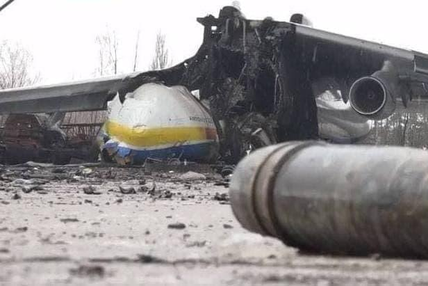 У мережі з'явилися фото розбитого окупантами літака «Мрія» 