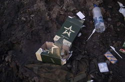 У российских военных перед отправкой в Украину забирают документы и жетоны