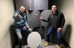 Віталій і Володимир Кличко отримали для столиці&nbsp;пристрої глобальної супутникової системи Starlink