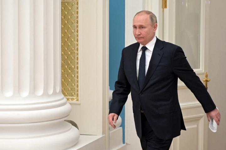 Чим обернеться Путіну напад на Україну – прогноз Bloomberg