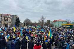 У Генічеську зібрався кількатисячний мітинг проти окупантів (фото, відео)