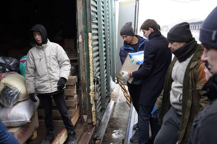 З Вінниці до Харкова передали майже 30 тонн гуманітарної допомоги (фото)