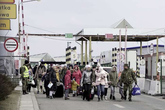 Польща прийняла вже понад мільйон біженців з України