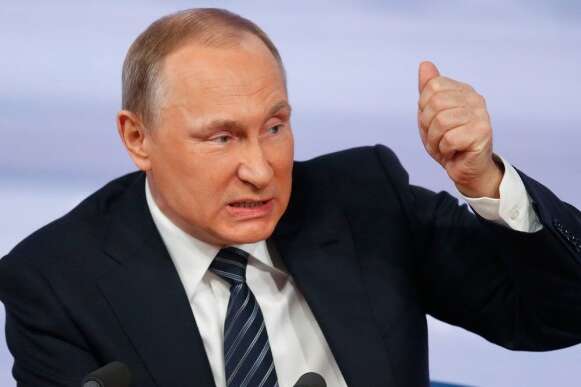 Путін дозволив забирати «сумнівні» гроші з рахунків чиновників: що стоїть за цим указом