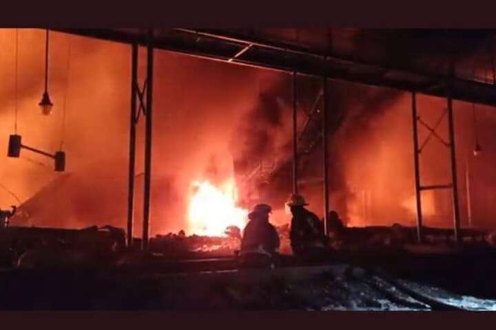 Рятувальники загасили пожежу на нафтобазі Житомирщини