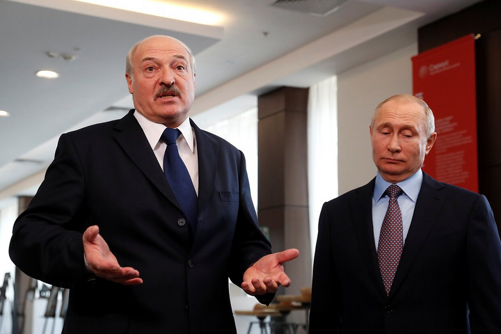 Еврокомиссия подготовила новый пакет санкций в отношении России и Беларуси
