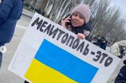 По радіо в Мелітополі окупанти закликають фермерів до співпраці з Росією