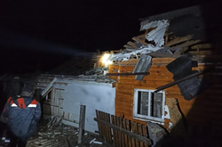 На Житомирщині окупанти розбомбили будинки: є жертви, серед них двоє немовлят 