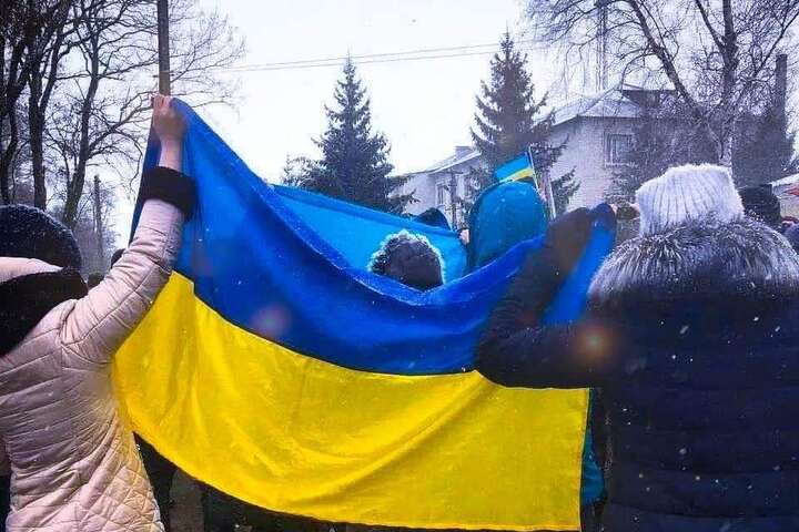 Ситуація на Луганщині: бої не припиняються, багато жертв