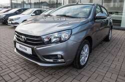 ЗМІ: виробництво Lada зупинено через санкції