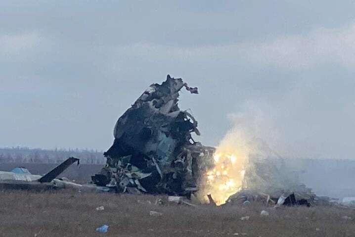 Випадковість? У збитих над Україною російських льотчиків не розкриваються парашути