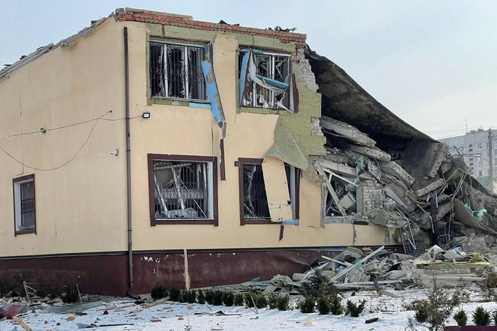 Російські окупанти знову обстріляли Харків і область: знищено будинки та найбільший ТРЦ