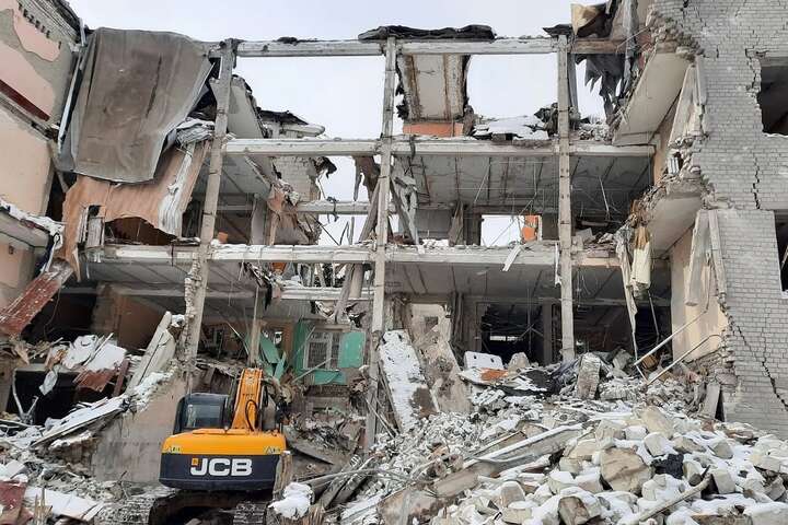 Рашисти знищили 400 багатоповерхових будинків у Харкові