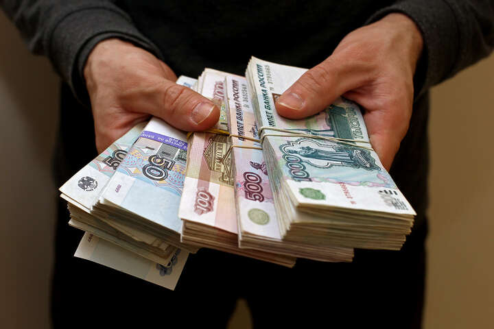 Білоруські банки перестали приймати російський рубль