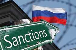 Світ б'є по Росії санкціями