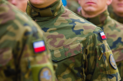 Польща збільшує чисельність армії майже втричі