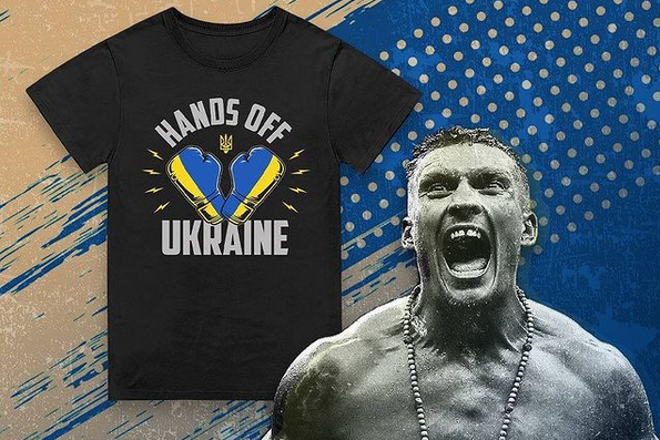 Александр Усик создал линию спортивной одежды «Руки прочь от Украины!»