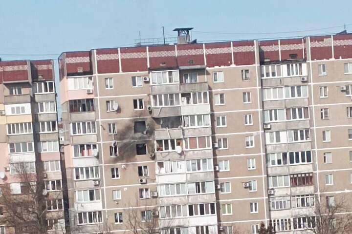 Окупанти обстріляли житлові будинки і школу на Донеччині (фото)