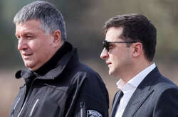 У перший день війни Зеленський покликав Авакова, але далі їхні дороги розійшлися