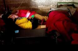 Федишин показала, как прячется с детьми в бомбоубежище