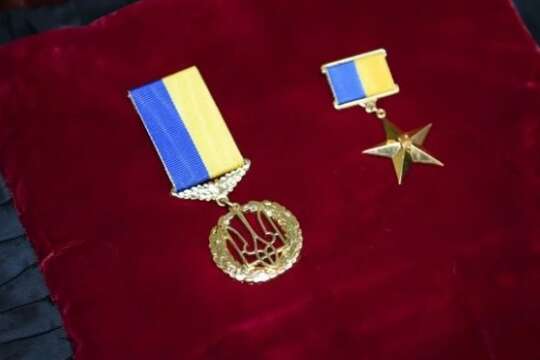 Президент нагородив 234 військовослужбовців, із них 59 – посмертно