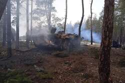 Під Маріуполем знидено два танки, сім БМП та один БТР російських загарбників