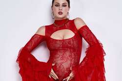 Певица  Maruv во время фотосессии