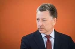 Курт Волкер: західні держави мають проявити силу, щоб стримати Путіна
  
  