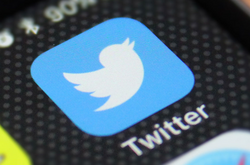 Twitter буде маркувати акаунти держЗМІ України та Білорусі