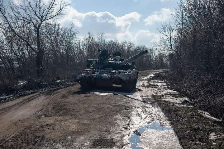 Враг пытается нарастить группировку войск в направлении Киева: оперативная информация