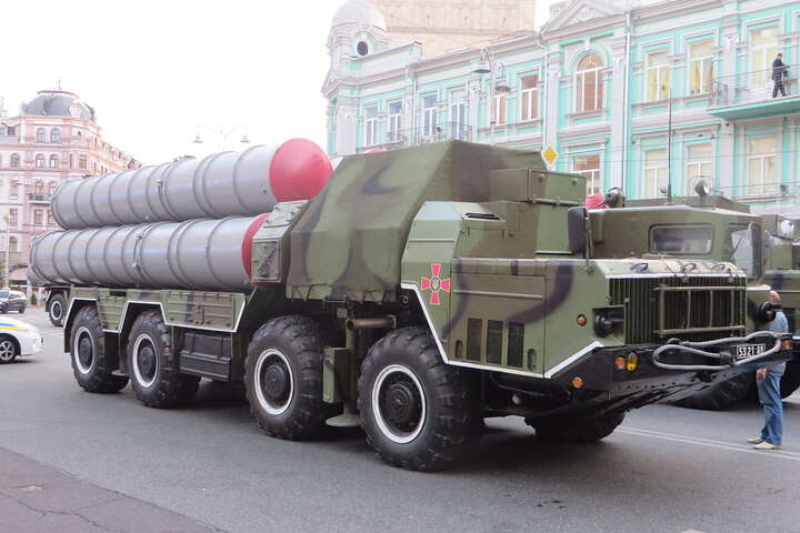 Росія не допустить передачі Україні ракетних комплексів С-300, – Лавров