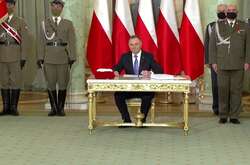 Польща збільшить чисельність армії майже вдвічі: Дуда підписав закон (відео)