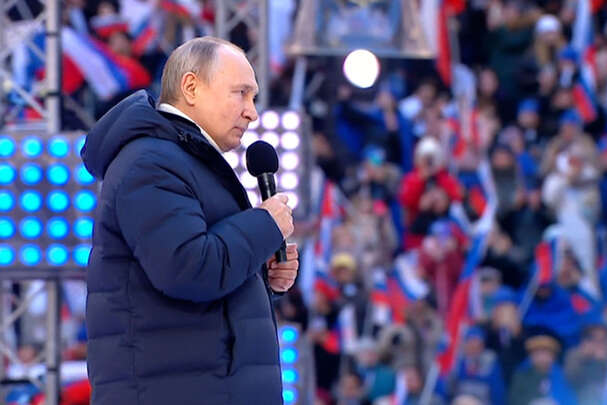 Постановка? Кадри з концерту в «Лужниках», де виступав Путін, збігаються з відео річної давності