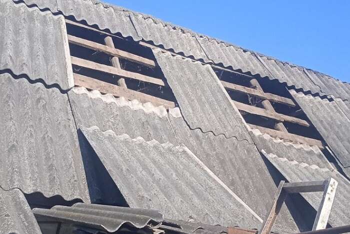 На Житомирщині авіація окупантів повністю зруйнувала село