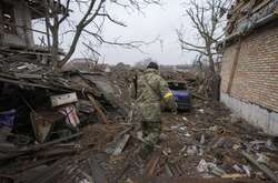 Рашисты уничтожают жилые дома в Николаеве