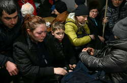 Російська пропаганда створює фейки про добровільний виїзд до Росії