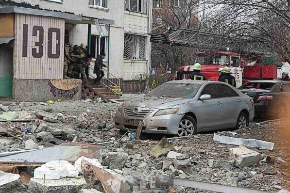 Харків: ворог б’є по житлових кварталах з артилерії