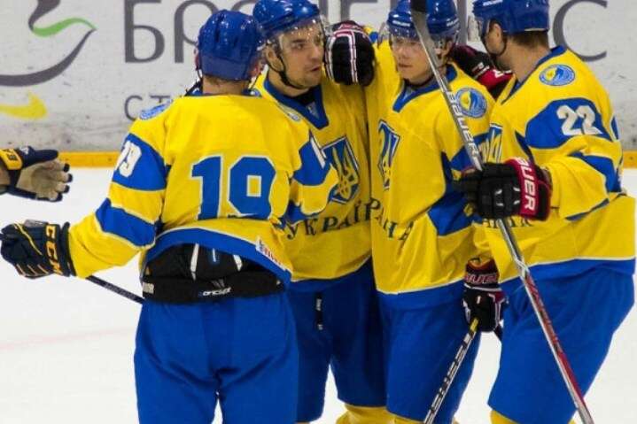 Незважаючи на війну збірна України з хокею зіграє на чемпіонаті світу