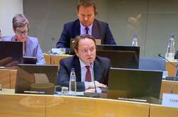 Єврокомісар з питань розширення та сусідства Олівер Варгеї заявив, що працюватиме по заявці України на членство в Євросоюзі так швидко, як тільки зможе