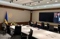 Після кількох раундів прямих переговорів на території Білорусі Україна і Росія продовжили спілкування онлайн, не розкриваючи деталей переговорів