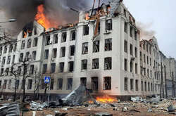 Харків після обстрілів військ РФ, одна з будівель університету імені Каразіна, 2 березня 2022 року