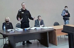 Навальный получил срок по делу о мошенничестве