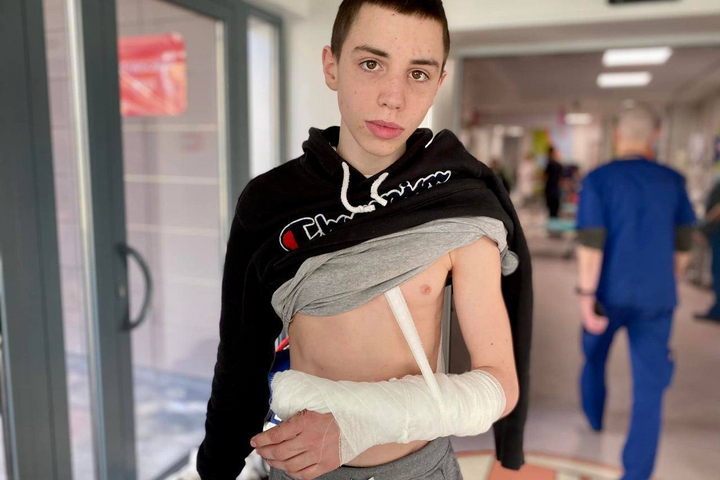 У Бучі російський військовий на очах у 14-річного сина розстріляв батька 
