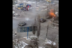 У Маріуполі знищили ще чотири танки та техніку окупанта, – Азов 