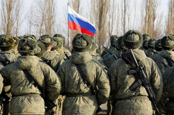 Из-за отсутствия резервов в РФ мобилизуют должников и алиментщиков