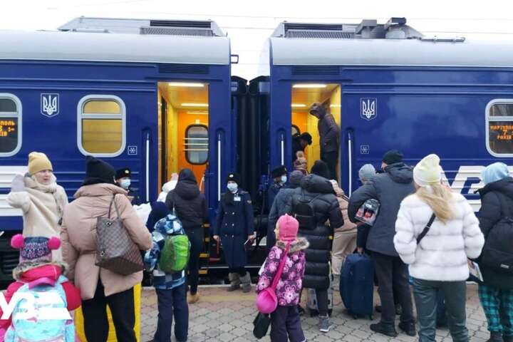 На 24 березня заплановано дев’ять евакуаційних потягів (графік)