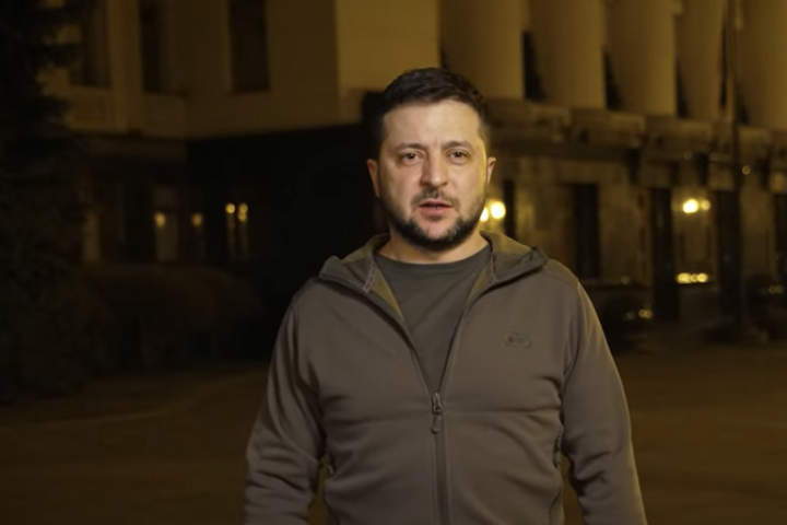 Зеленський закликав виступити проти війни: виходьте на площі та вулиці
